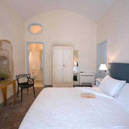 B&B Palazzo Del Capitolo - By I Bastioni San Domenico Gallipoli Eksteriør billede