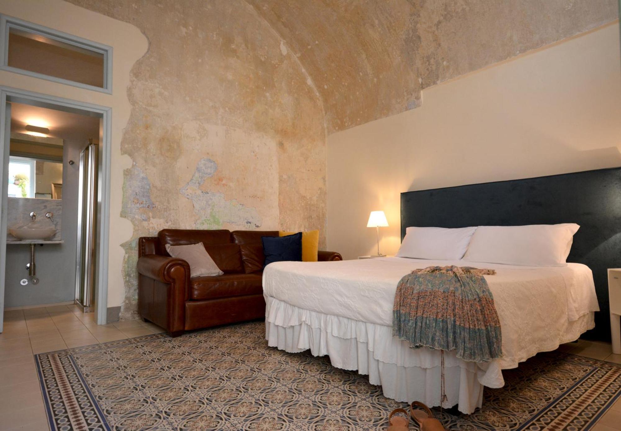 B&B Palazzo Del Capitolo - By I Bastioni San Domenico Gallipoli Eksteriør billede